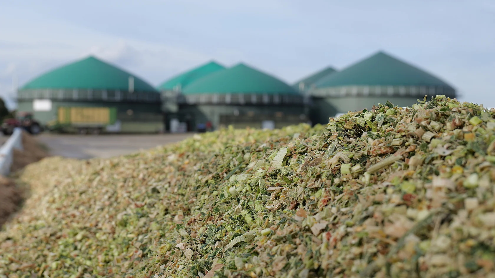 Silage und Landwirtschaft im Umfeld einer Biogasanlage